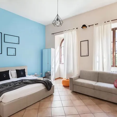 The Regal Apartament *